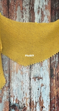 Mindfulness Shawl by Heike Gittins Design
