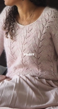 Enchantée Sweater by Emilie Luis - English