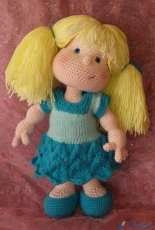 Crafty Threads - Sharonlee Holder - Matilda Blonde ponytail wig and blue dress