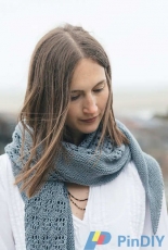 Capella Shawl by Isabell Kraemer