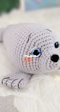 Sweet Oddity Art - Carolyne Brodie - Mini Seal - Free