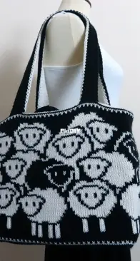 Counting Sheep Bag by Lisa Hannan Fox - Nifty Knitter Designs