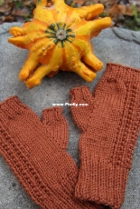 Tighfield Mitts by Michele DuNaier