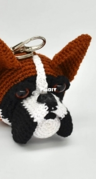 Hugles - Iryna Tyler  - Keychain dog boxer