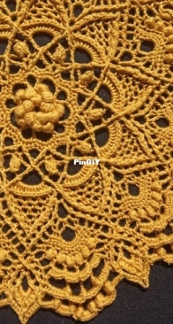 Nelly Klos - Supernatural Doily - English