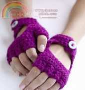 Lionbrand- 80007AD WoolEase Crochet Driving Gloves