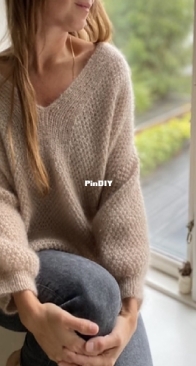 Fungus Sweater V-neck - Refined Knitwear