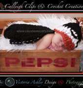 Calleighs Clips and Crochet Creations - Elisabeth Spivey - Puddles the Penguin Prop- Critter Cape Set