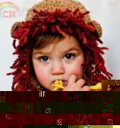 Shaggy Lion Hat by Kat Goldin