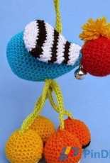 Dione Design - Veronika Maskova - Pram toy Beetle Bzuk Crochet Pattern - Free