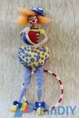 Latanija - Natalia Anpilova - Clown Girl