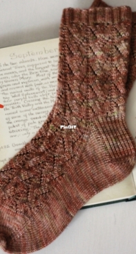 cozy autumn socks - this handmade life