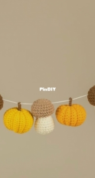 Mufficorn - Olga Chemerys - Fall Garland