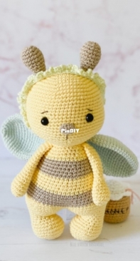 Blue Sparrow Handmade - Bianca Flatman - Bumble The Bee