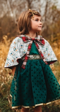 Peony Patterns - Bellflower Capelet - Sizes 1-14 Years
