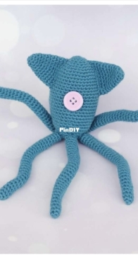 HanmBoutique and Xicotet Amigurumis - Nerea Gomis - Squid Coraline