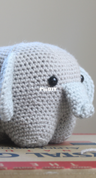 Stringy Ding Ding - Olive - Elephant Amigurumi - Free