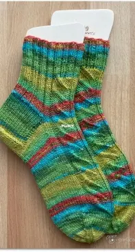 Socken Berberis by Steffi Walker-German-Free