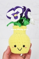 Yarn Blossom Boutique - Melissa Bradley - Vase of Pansies - Free