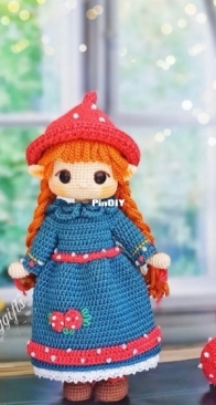 The Handy Mandy Gifts Amigurumi - Handy Mandy Crochets - Ayse Demir Acal - Leonor