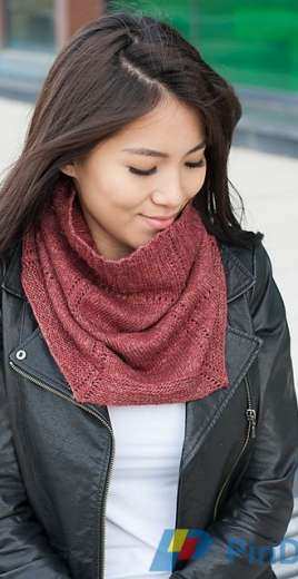 Warrior Cowl by Shannon Charles - Free