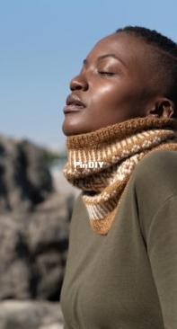 Camilla Neckwarmer by EweKnit Toronto - Free