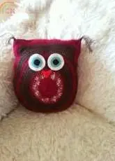 Owl cushion