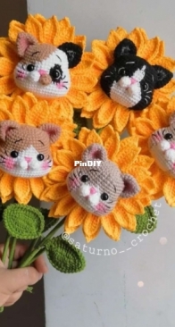 Saturno Crochet - Jackelyne Sánchez Falcón / Shari - Sunflower Cats - Michigirasoles - Spanish