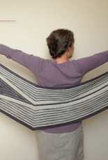 Exit 0 Shawl by Laura Aylor
