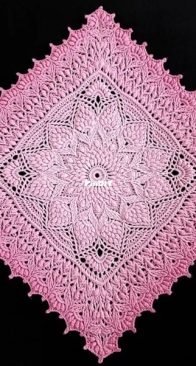 Nelly Klos - Jasper Doily - English