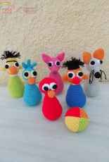 Crochet pattern ninepins Sesam Street