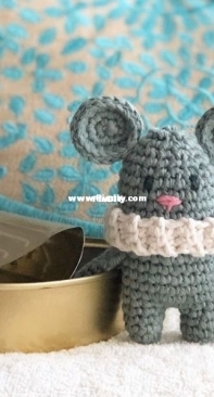 Amour Fou - Carla Mitrani - Tim the little mouse that lives in a tin - Tim el ratoncito que vive en una lata - Spanish - Free
