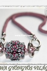 Ewa Design/Ewa Gyongyos Vilaga - Catte-Berry Pendant