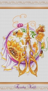 Golden scissors by Tasha Volk