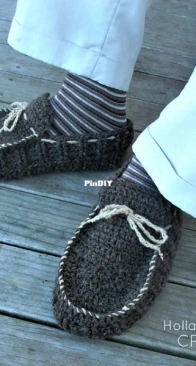 Holland Designs - Lisa van Klaveren - Awesome Mens Moccasins