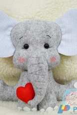 Atelie Fofurices Bella Manu-Felting Elephant by Vanessa Fidelis-Free-Portuguese