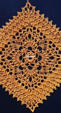 Nelly Klos - Arabica Doily - English
