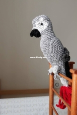 Crochet grey parrot