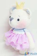 Amalou Designs - Marielle Maag - Holly the little Teddy bear - German