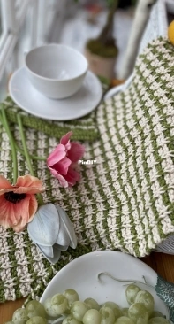 Picnic Basket Placemat and Coaster by Marina Hayes - Free