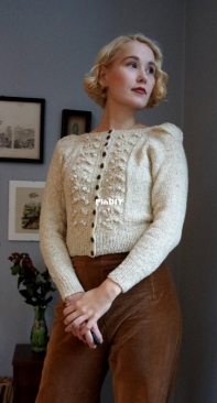 Forest Berry Jacket by Helene Arnesen - Fabel Knitwear - English, Norwegian