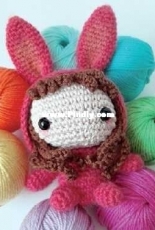 Daris Bleu - Damaris Perez - April the cute bunny