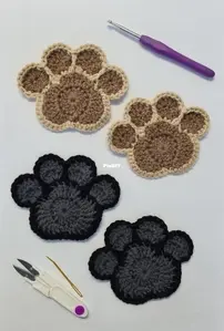 Paw coasters