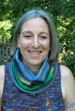 Marjis Yarncrafts-So Simple Shiraito Cowl by Marji LaFreniere-Free