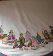 tree skirt