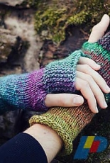 Camp Out Fingerless Mitts by Tante Ehm-Multilingual-Free