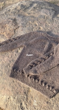 Bobble top kids Sweater by Sweet Knitter-Free