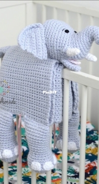 Crochet Arcade - Aneta Izabela  - Cuddle and Play Elephant Blanket
