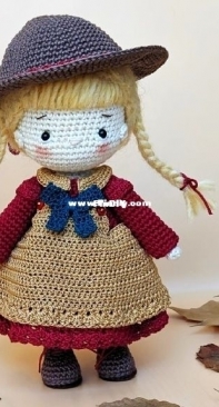 Nina Hookcreations - Aikaterini Nikolaidou - Nicole