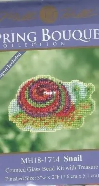 Mill Hill - Spring Bouquet Collection MH18 - 1714 Snail XSD